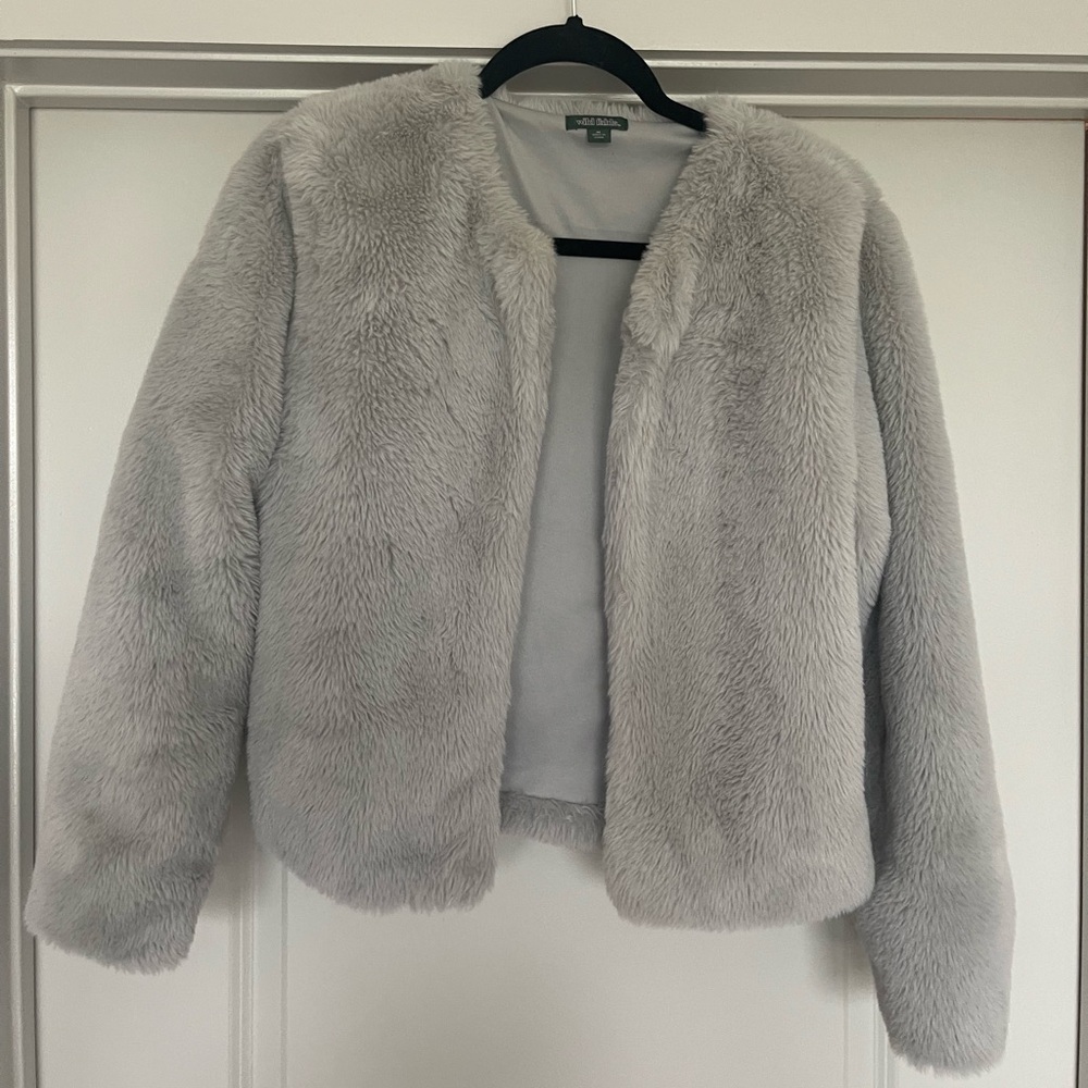 WILD FABLE Gray Faux Fur Coat